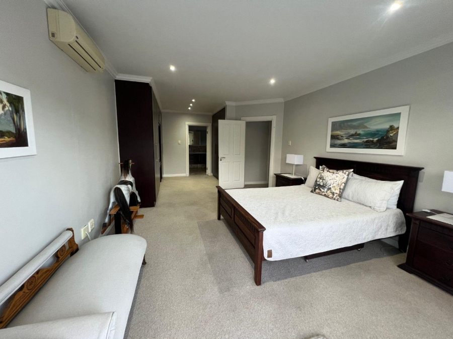 To Let 4 Bedroom Property for Rent in Walmer Eastern Cape